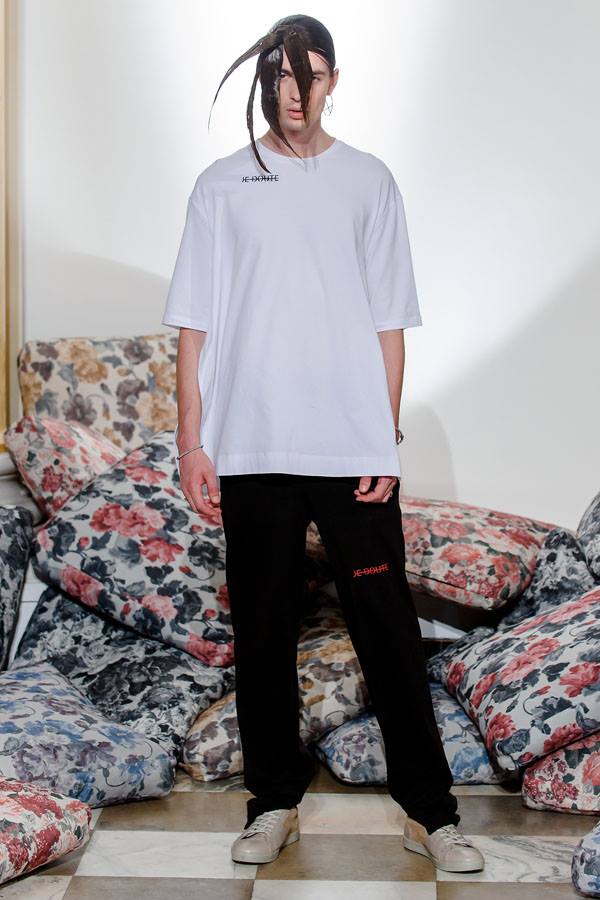 34582847_1700088496741630_4383678703037579264_n