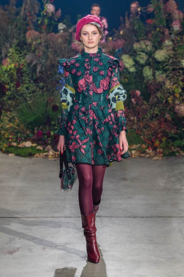 41-bizuu-200918-lowres-fotfilipokopny-fashionimages-2dcf9618