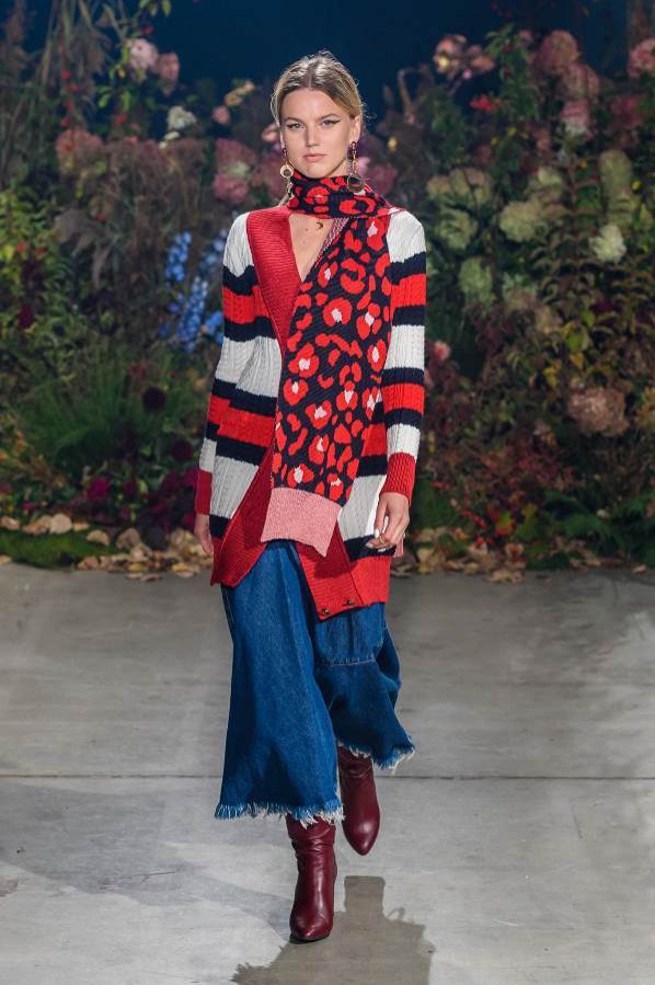 93-bizuu-200918-lowres-fotfilipokopny-fashionimages-4bf933fd