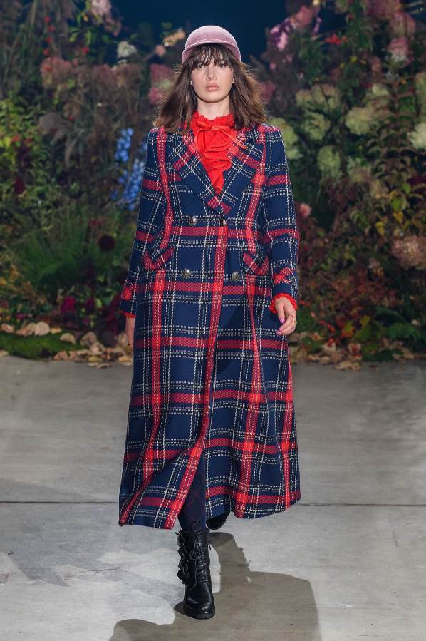 99-bizuu-200918-lowres-fotfilipokopny-fashionimages-7d4029aa