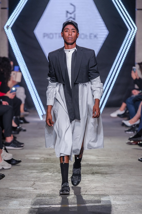 3_KTW-091118_3-PiotrPopiolek_highres_fotFilipOkopny-FashionImages