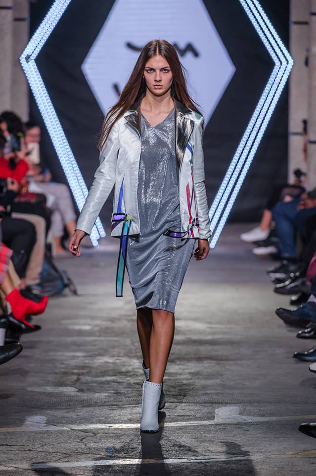 46270560_1993417257412443_8943260458857529344_n