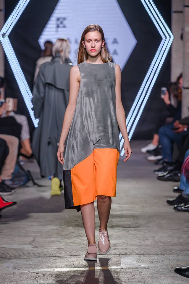 46288088_1993388470748655_2802369124443881472_n