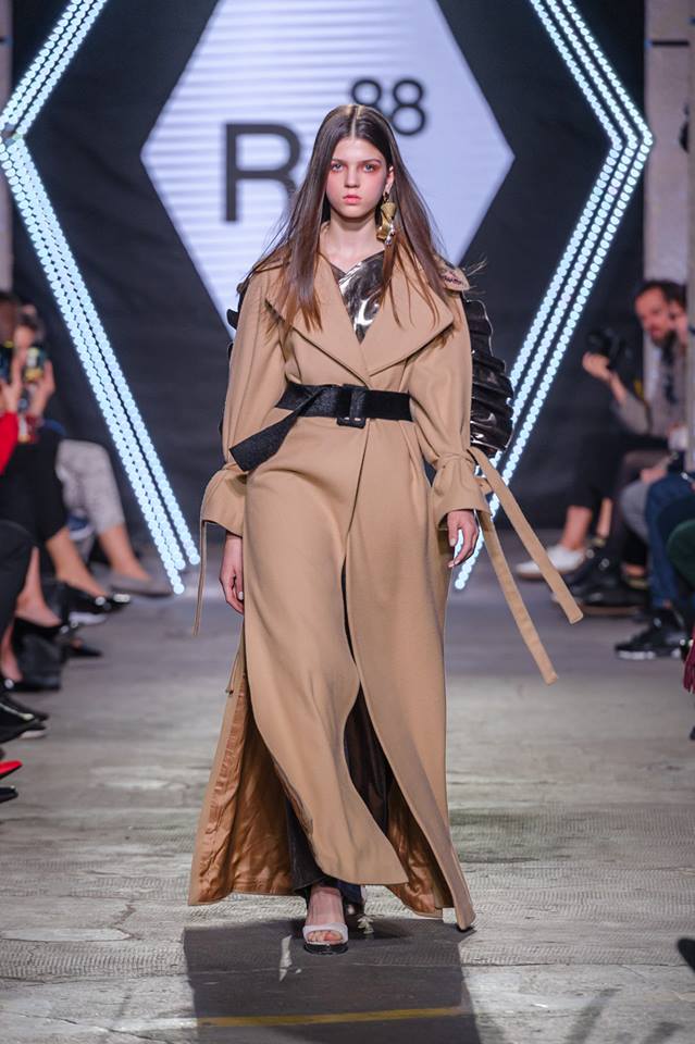 46315036_1993444990743003_4584242487370973184_n