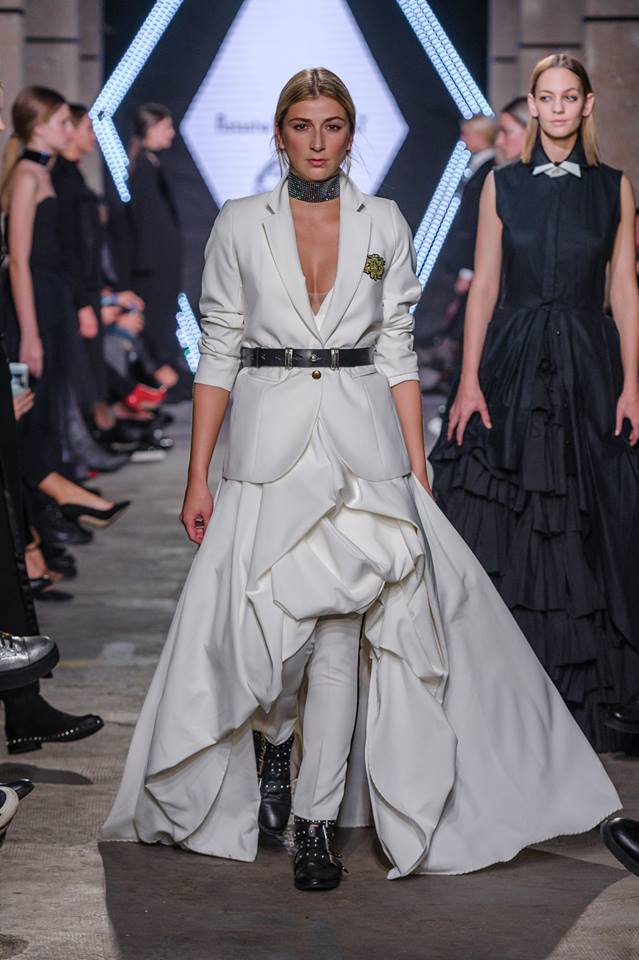 46444388_1999068793513956_6805819470892761088_n