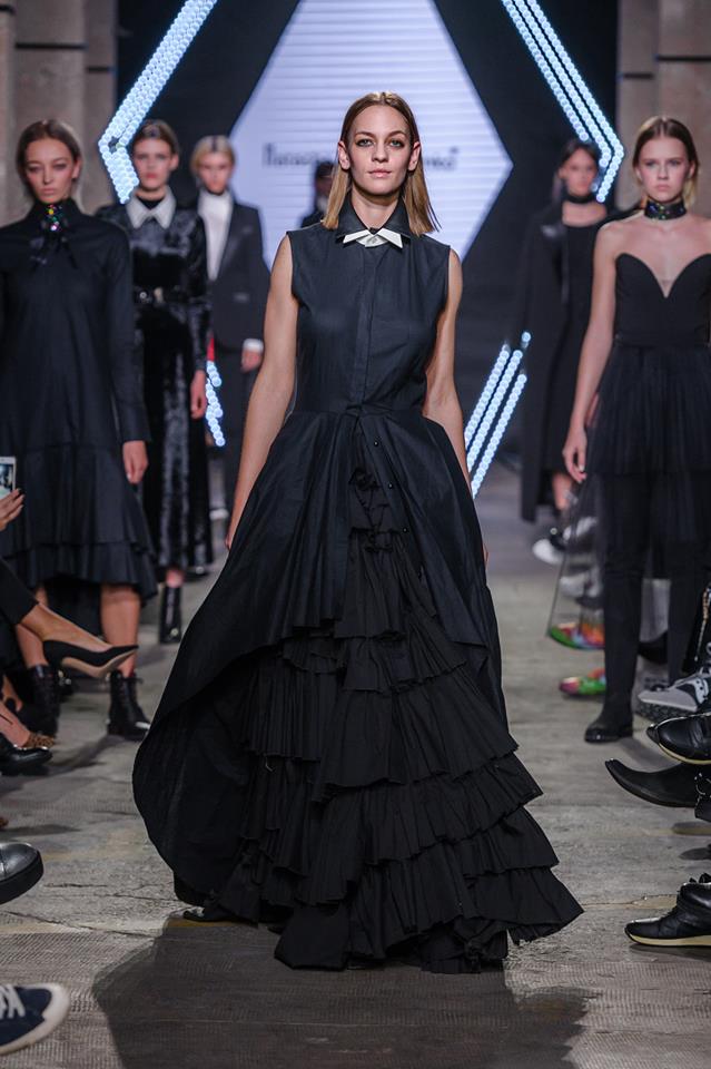 46447662_1999069270180575_3730639328091570176_n