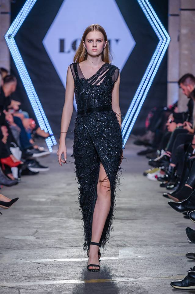 46451738_1998967753524060_304178169542344704_n