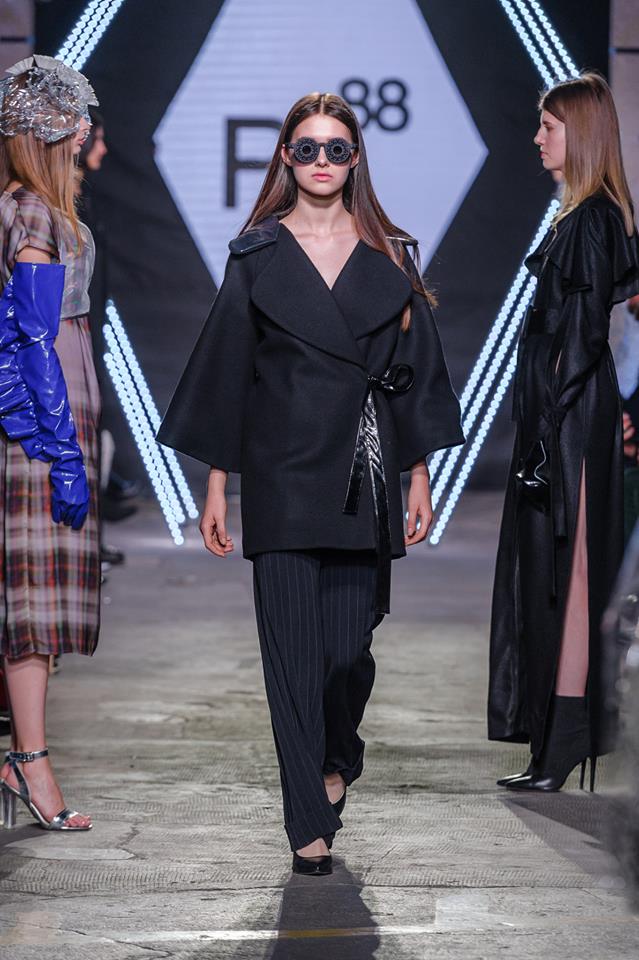 46482399_1993445447409624_8867511434917969920_n