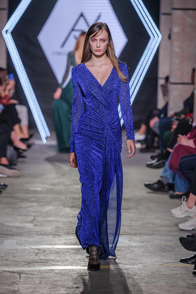 46488621_1993424610745041_6138133286804783104_n