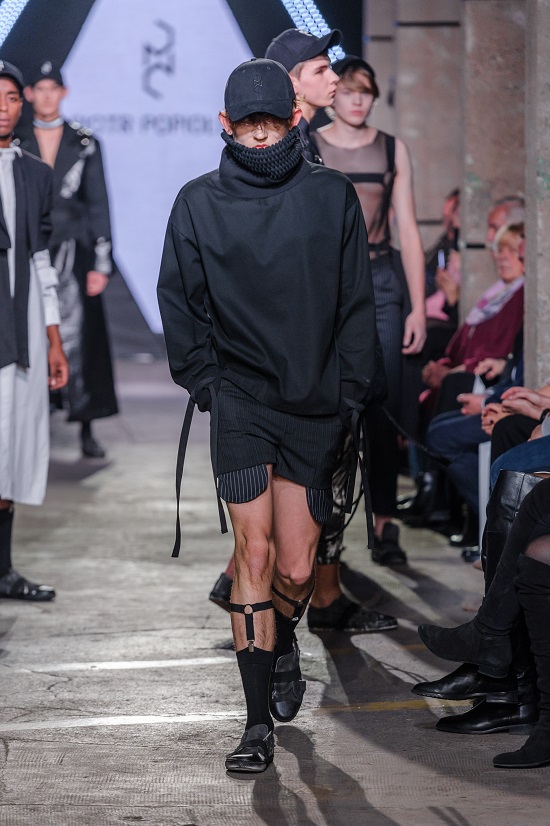 6_KTW-091118_3-PiotrPopiolek_highres_fotFilipOkopny-FashionImages