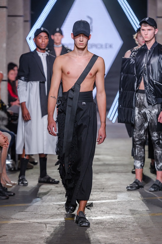 8_KTW-091118_3-PiotrPopiolek_highres_fotFilipOkopny-FashionImages