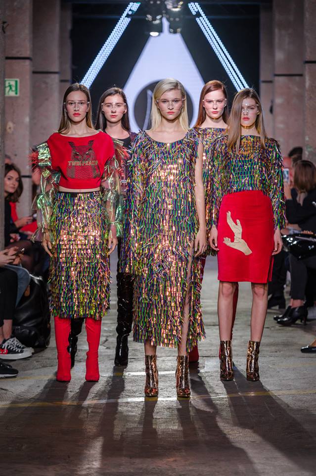 46463292_1999176200169882_9176903505779097600_n