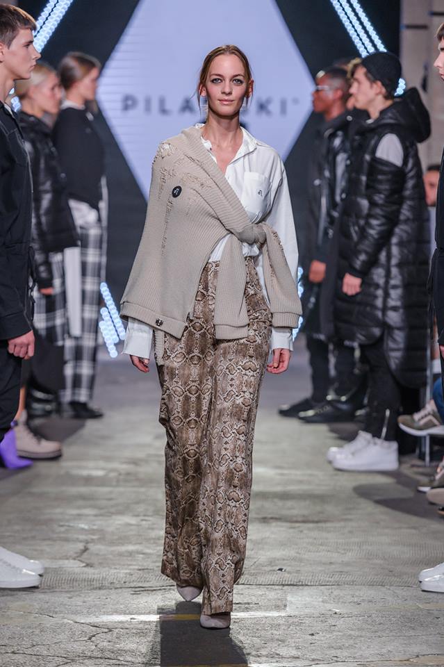 46471937_1999295793491256_999405560832983040_n