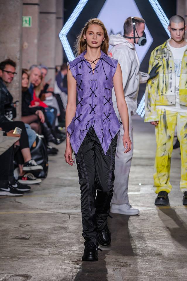 46473919_1999185060168996_6887453794028748800_n