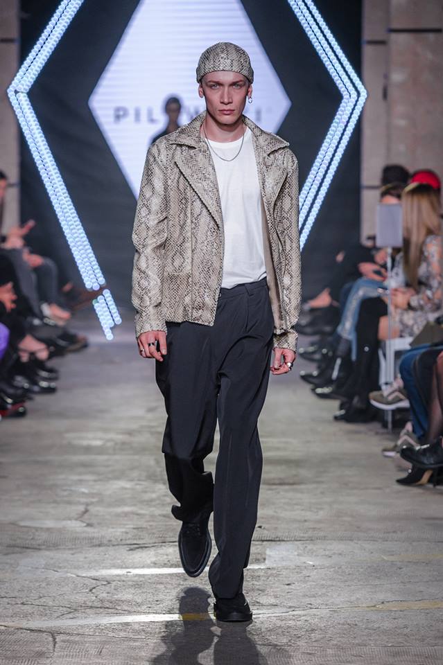 46501766_1999295253491310_841689925022646272_n