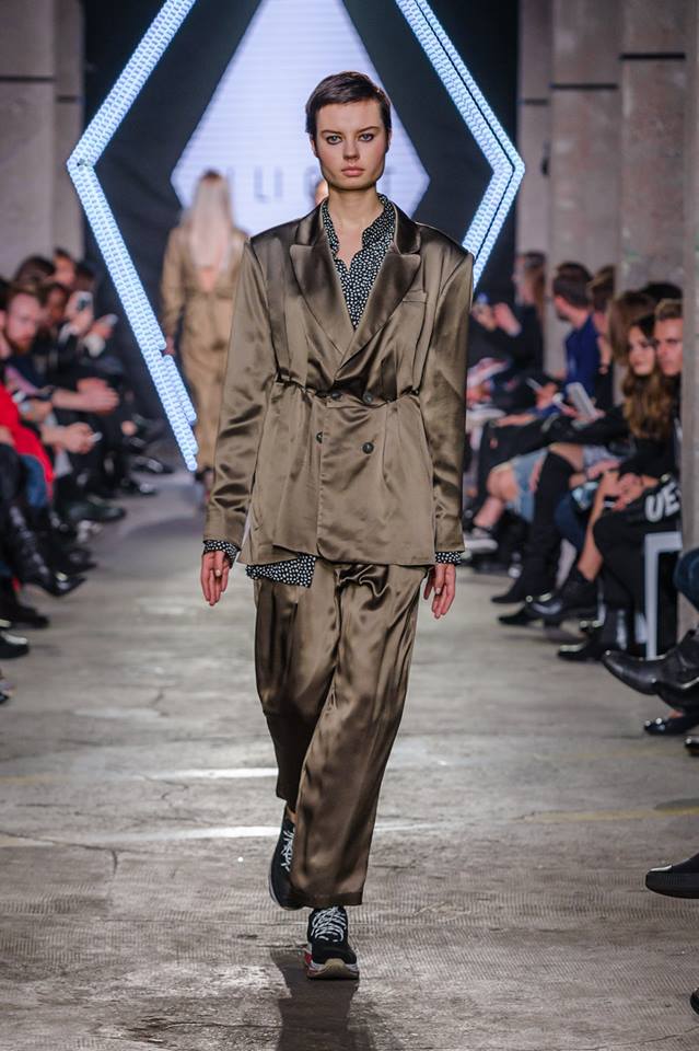 46523841_1999256486828520_8517589415541866496_n