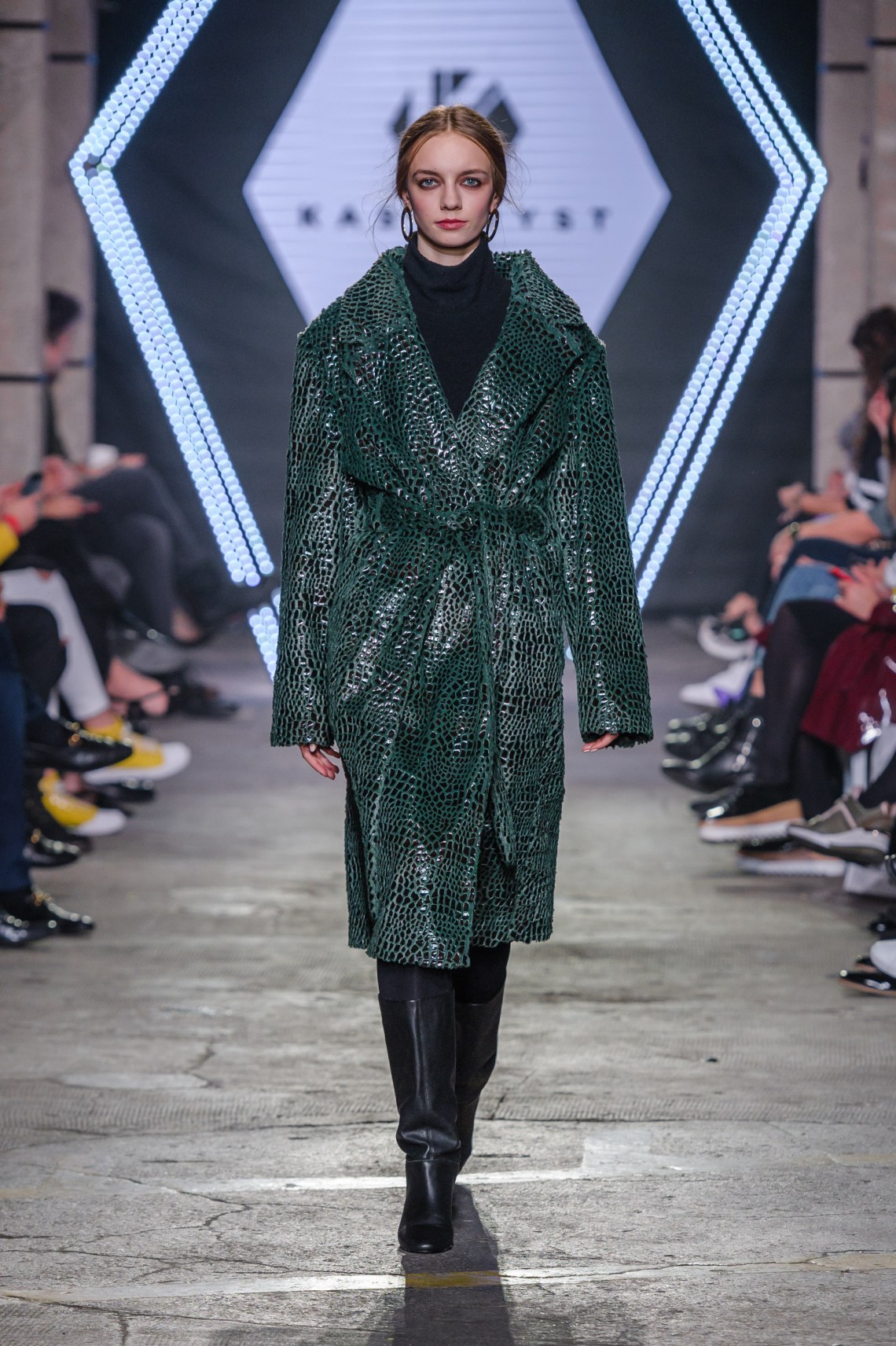 2ktw-101118_15-kaskryst_highres_fotfilipokopny-fashionimages