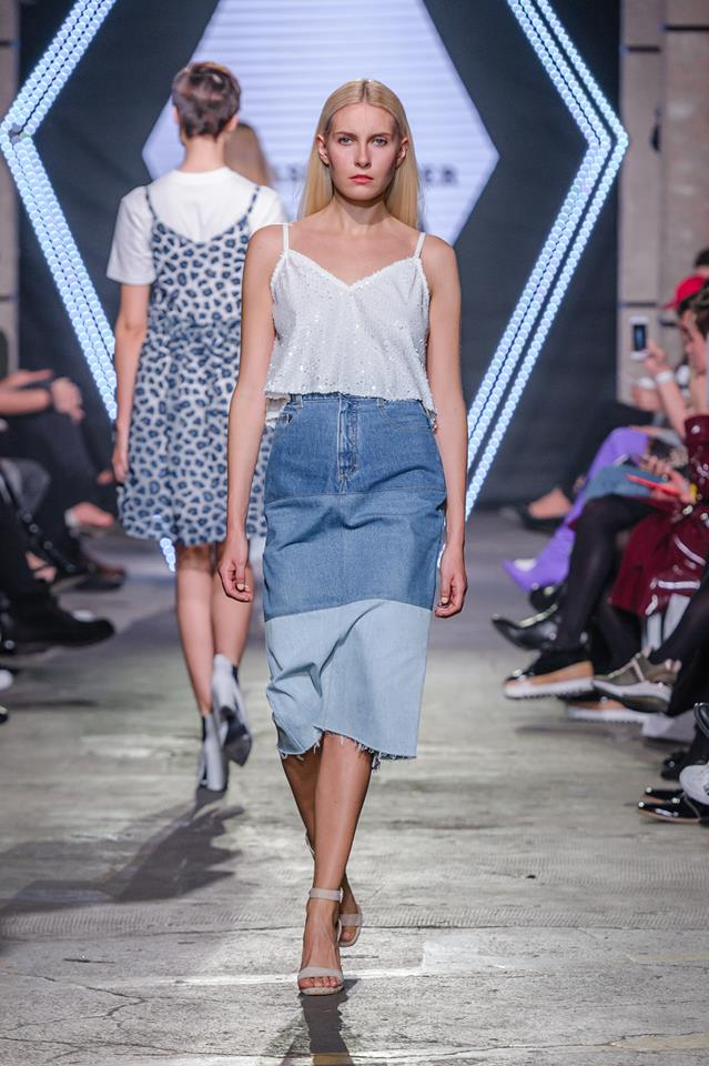 46493698_1999332053487630_9180164652972113920_n