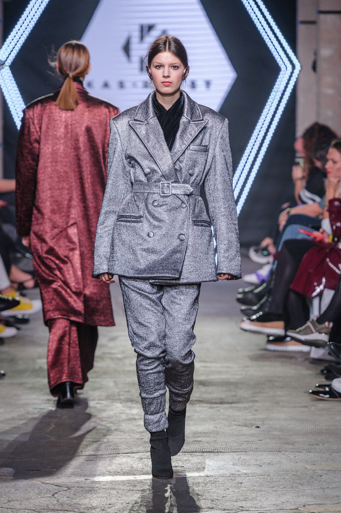 4ktw-101118_15-kaskryst_highres_fotfilipokopny-fashionimages