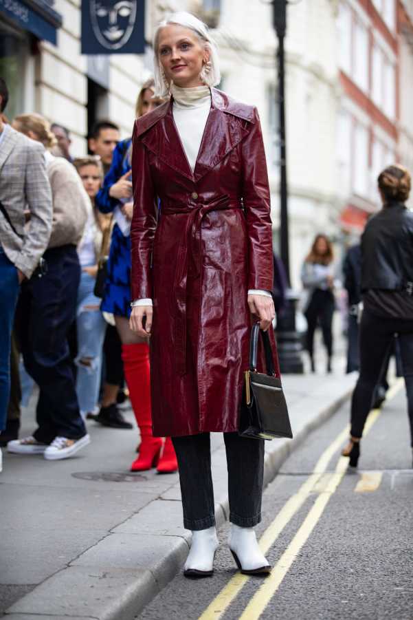 london-fashion-week-spring-2019-street-style-15