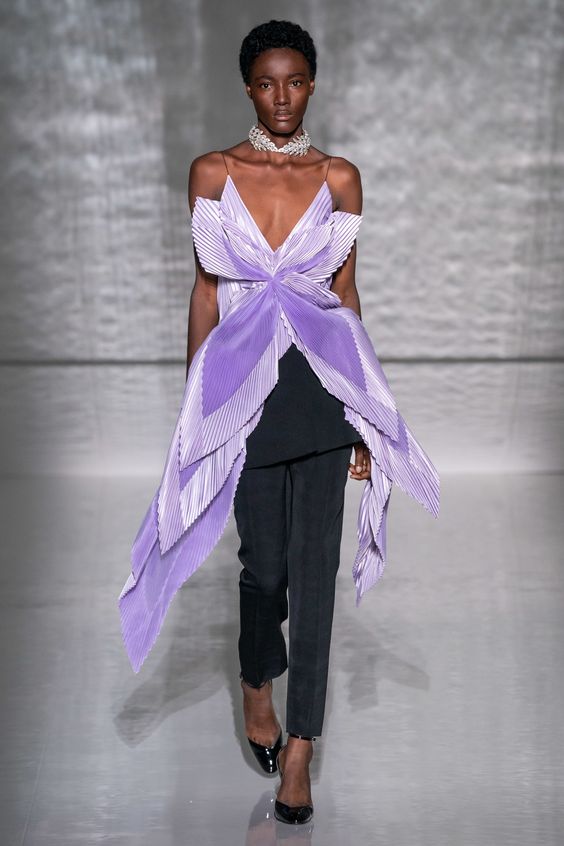 9eb87b161277b98763bc93c3244df63d