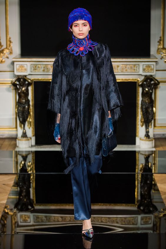 b339f8474cd5473294e01e3f92d23274