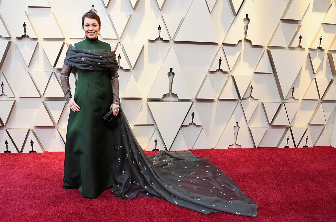 olivia-coleman-2019-oscars-rc-billboard-1548prada