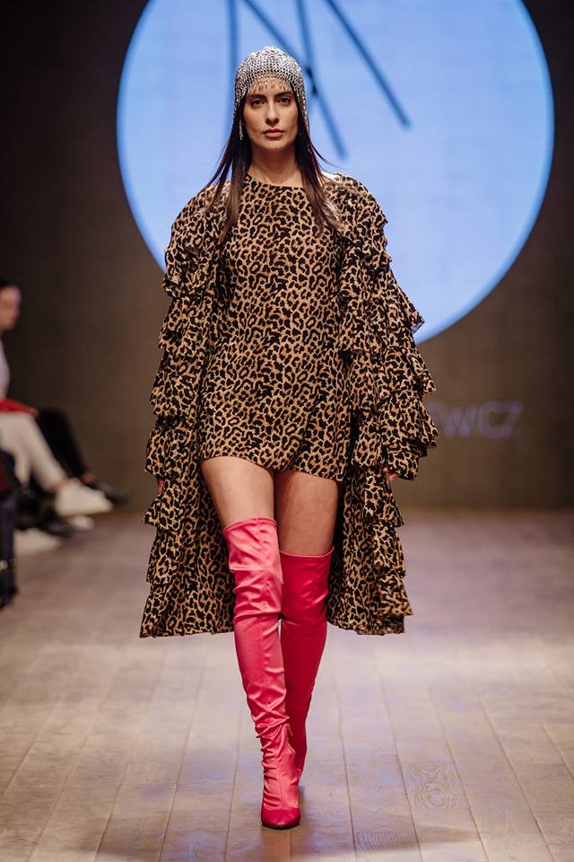 54520503_2048649748565323_683321780600832000_n