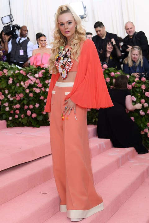 elle fanning miu miu