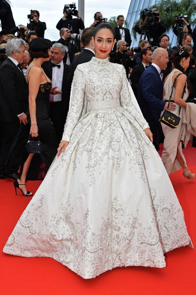 min pechaya ashi studio