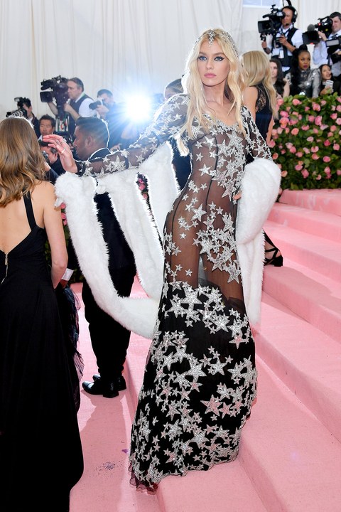 stella maxwell moschino