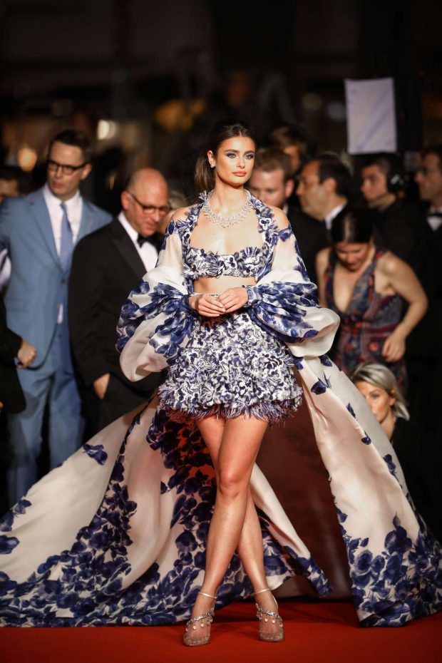 Taylor-Hill_-Too-Old-to-Die-Young-Screening-at-2019-Cannes-Film-Festival-03-620x930ines di santo