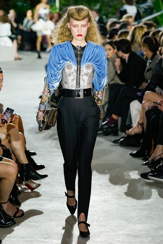 7c4dd1c9257aff72c689871075332a76