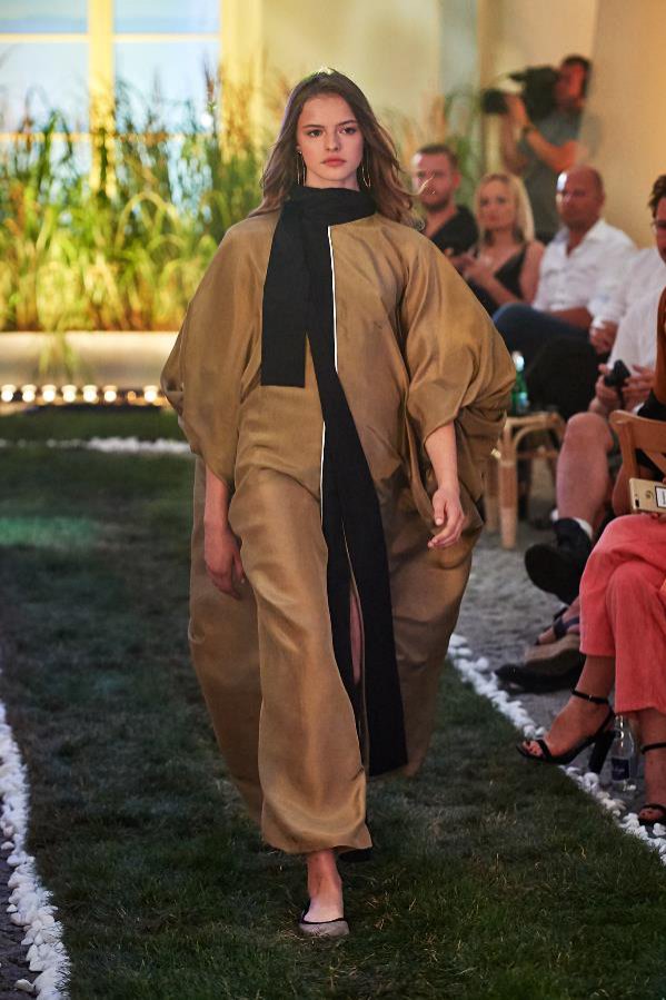 37-mmc-010719-lowres-fotfilipokopny-fashionimages-3097c36d