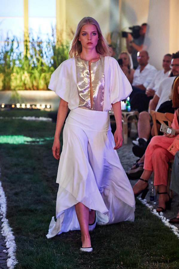 40-mmc-010719-lowres-fotfilipokopny-fashionimages-7deb7d26