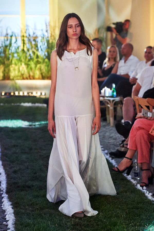 44-mmc-010719-lowres-fotfilipokopny-fashionimages-3d568ff1