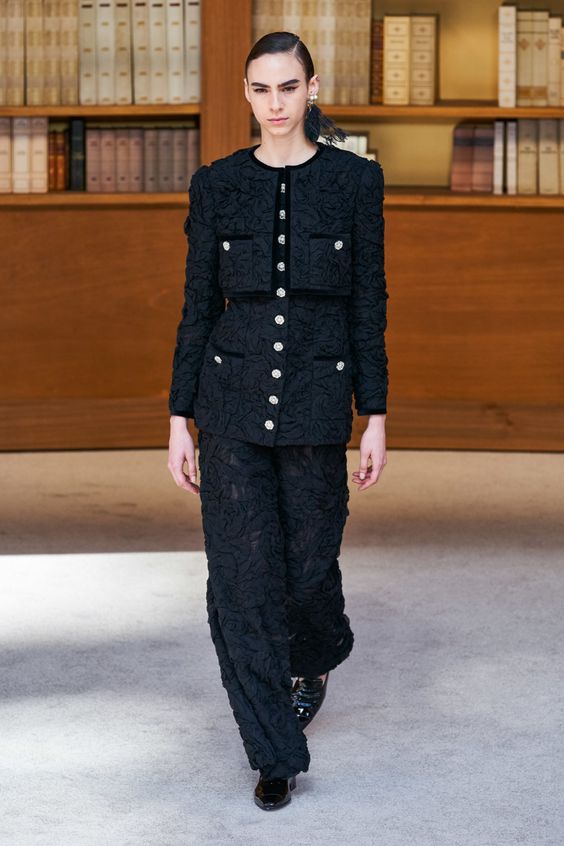 f2b184683fee8c842257995d5b51f7d0