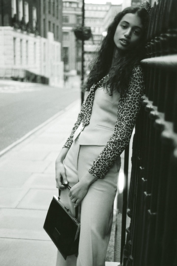 chylak-collection-09-london-campaign-3-720x1080