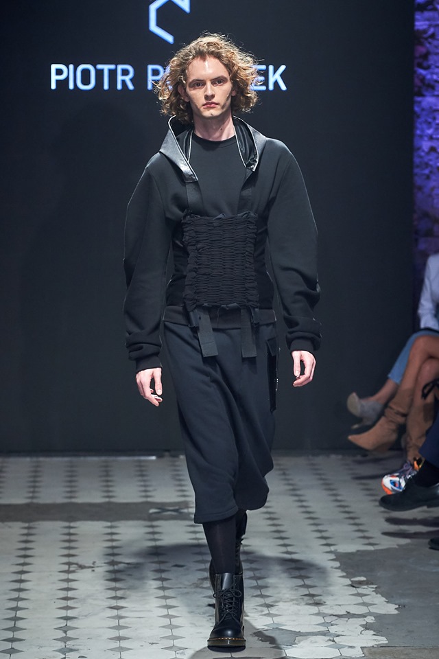 74235532_2577576225653699_110701996075384832_n