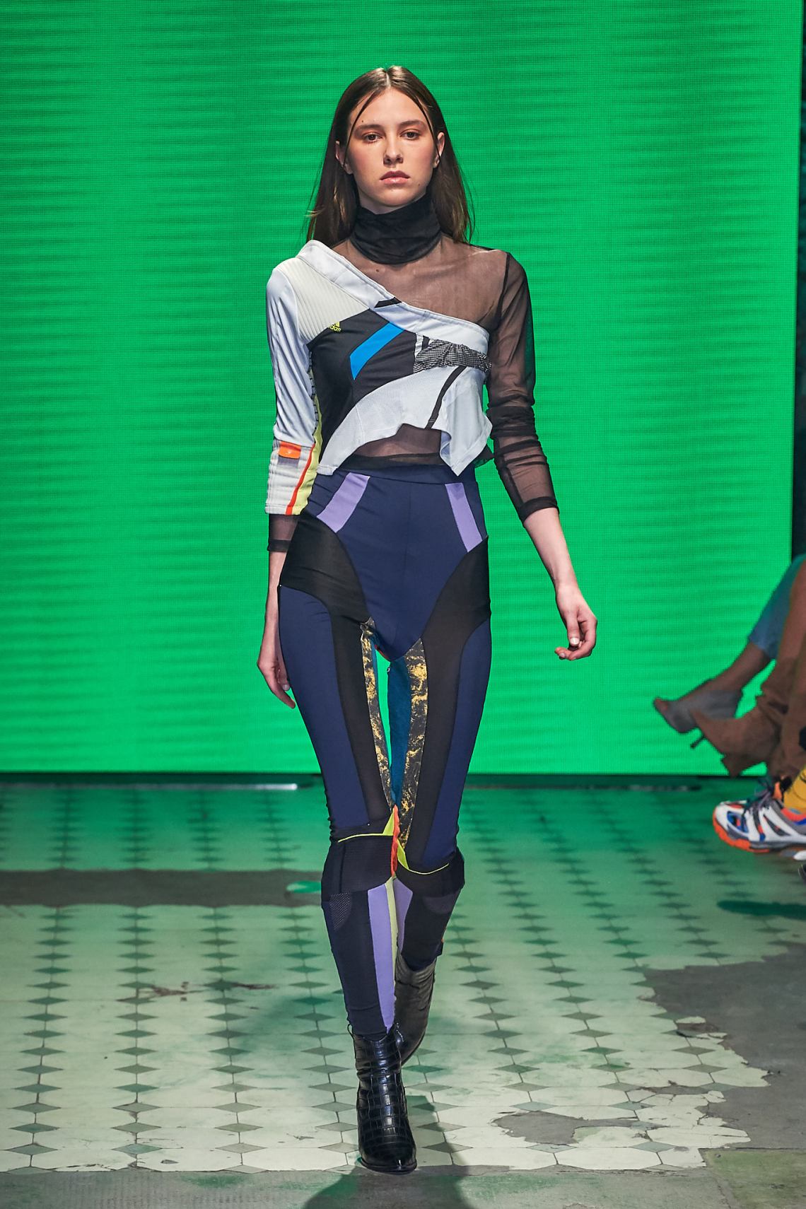 11_KTW_DAY1_111019_DARYA-WIERZBICKA_lowres-fotFilipOkopny-FashionImages