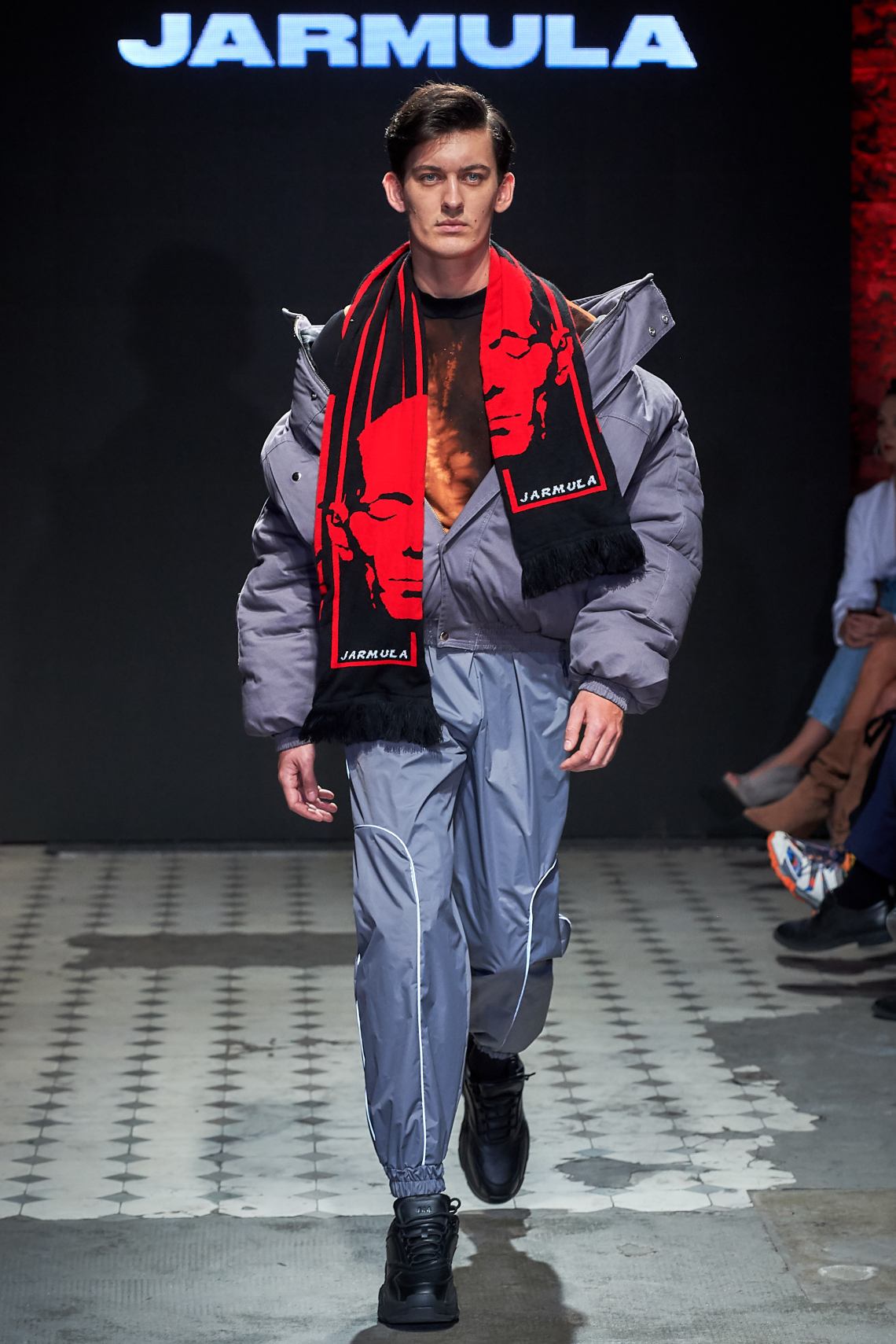 12_KTW_DAY1_111019_MATEUSZ-JARMULA_highres-fotFilipOkopny-FashionImages