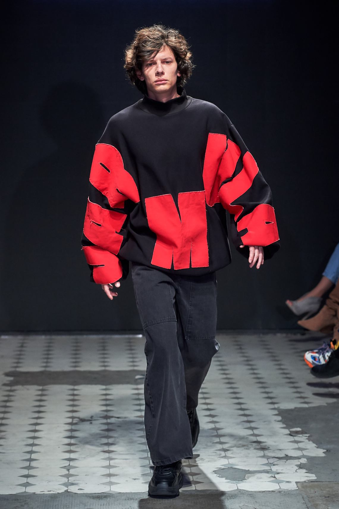 2_KTW_DAY1_111019_MATEUSZ-JARMULA_highres-fotFilipOkopny-FashionImages