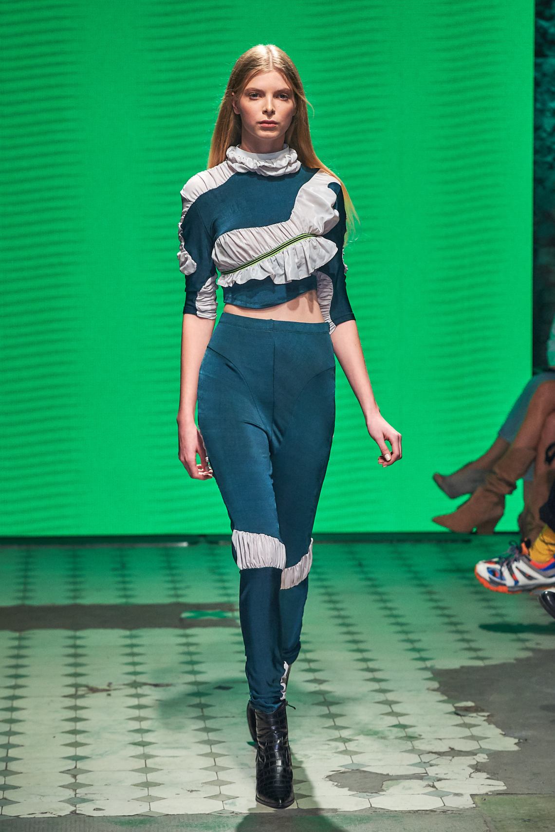 3_KTW_DAY1_111019_DARYA-WIERZBICKA_lowres-fotFilipOkopny-FashionImages