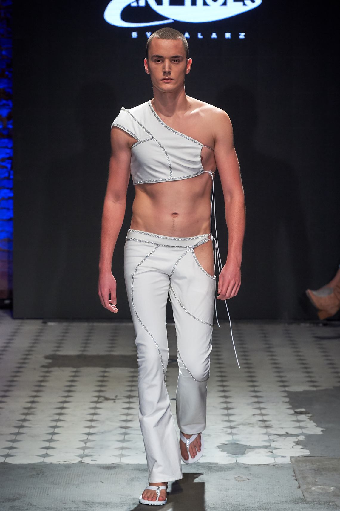 3_KTW_DAY1_111019_FALARZ_highres-fotFilipOkopny-FashionImages