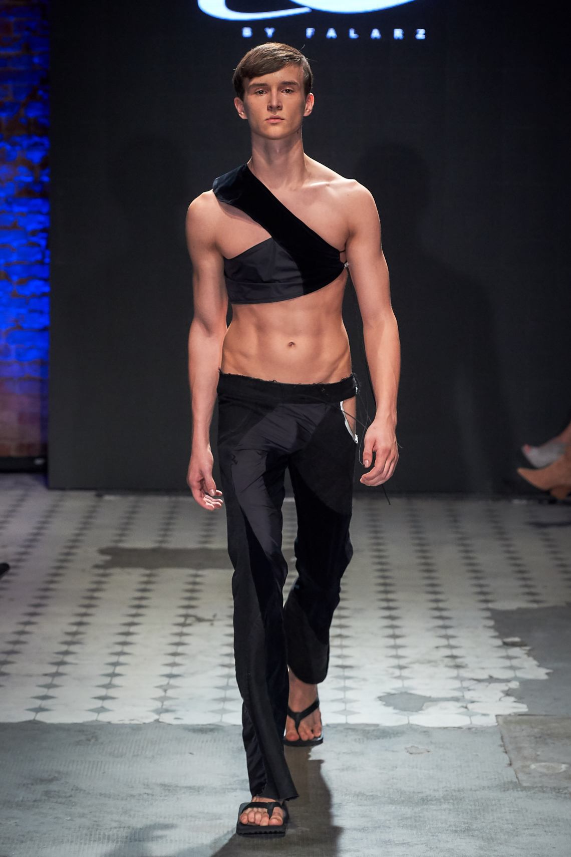 4_KTW_DAY1_111019_FALARZ_highres-fotFilipOkopny-FashionImages