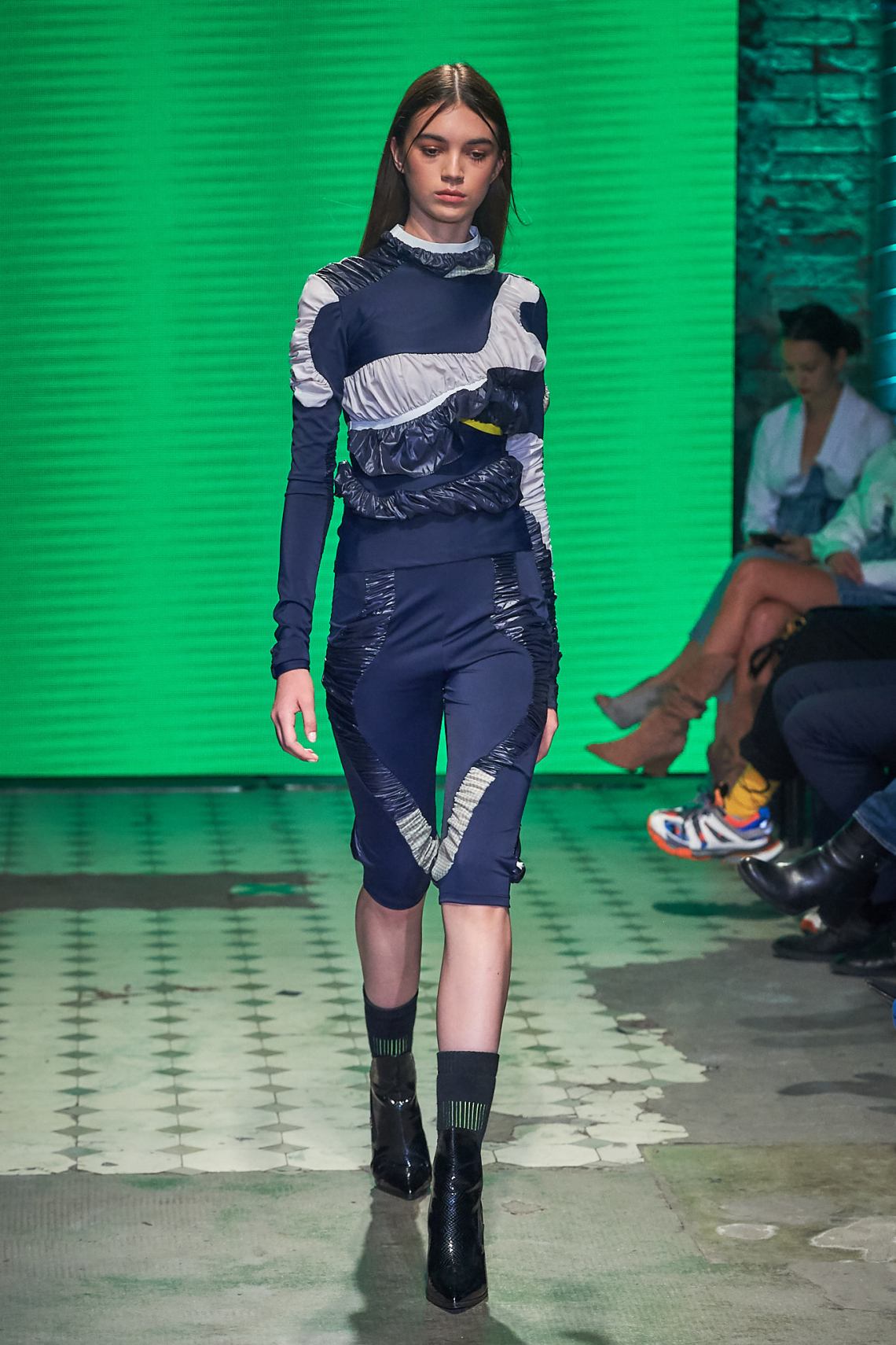 7_KTW_DAY1_111019_DARYA-WIERZBICKA_lowres-fotFilipOkopny-FashionImages