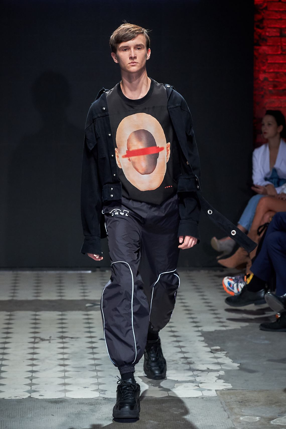 8_KTW_DAY1_111019_MATEUSZ-JARMULA_highres-fotFilipOkopny-FashionImages