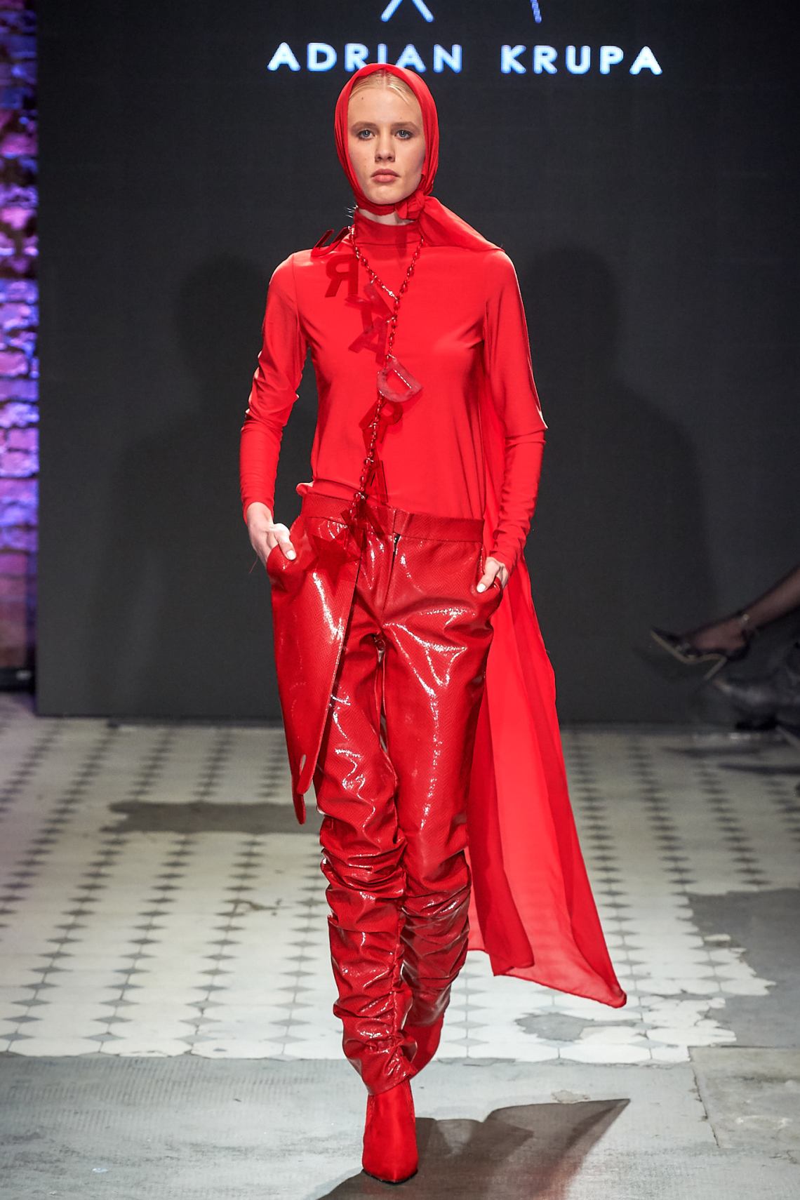 10_KTW_DAY1_111019_ADRIAN-KRUPA_lowres-fotFilipOkopny-FashionImages