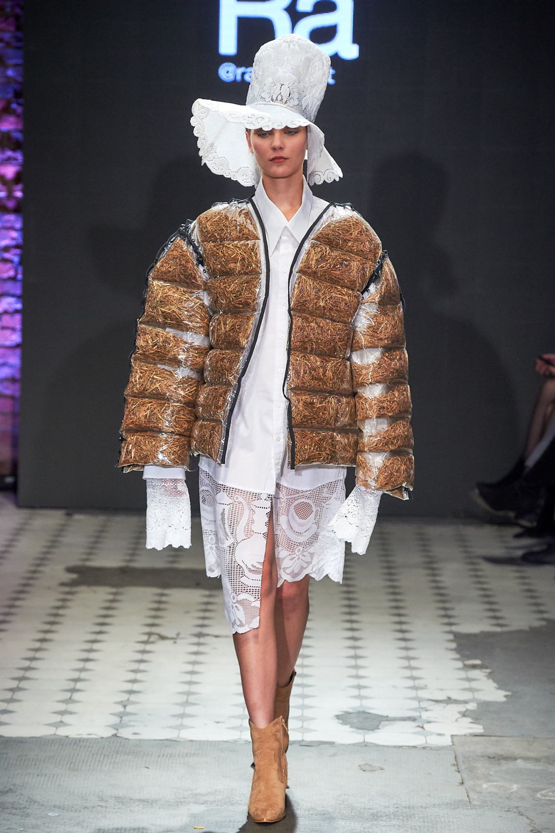 14_KTW_DAY1_111019_RAD_lowres-fotFilipOkopny-FashionImages