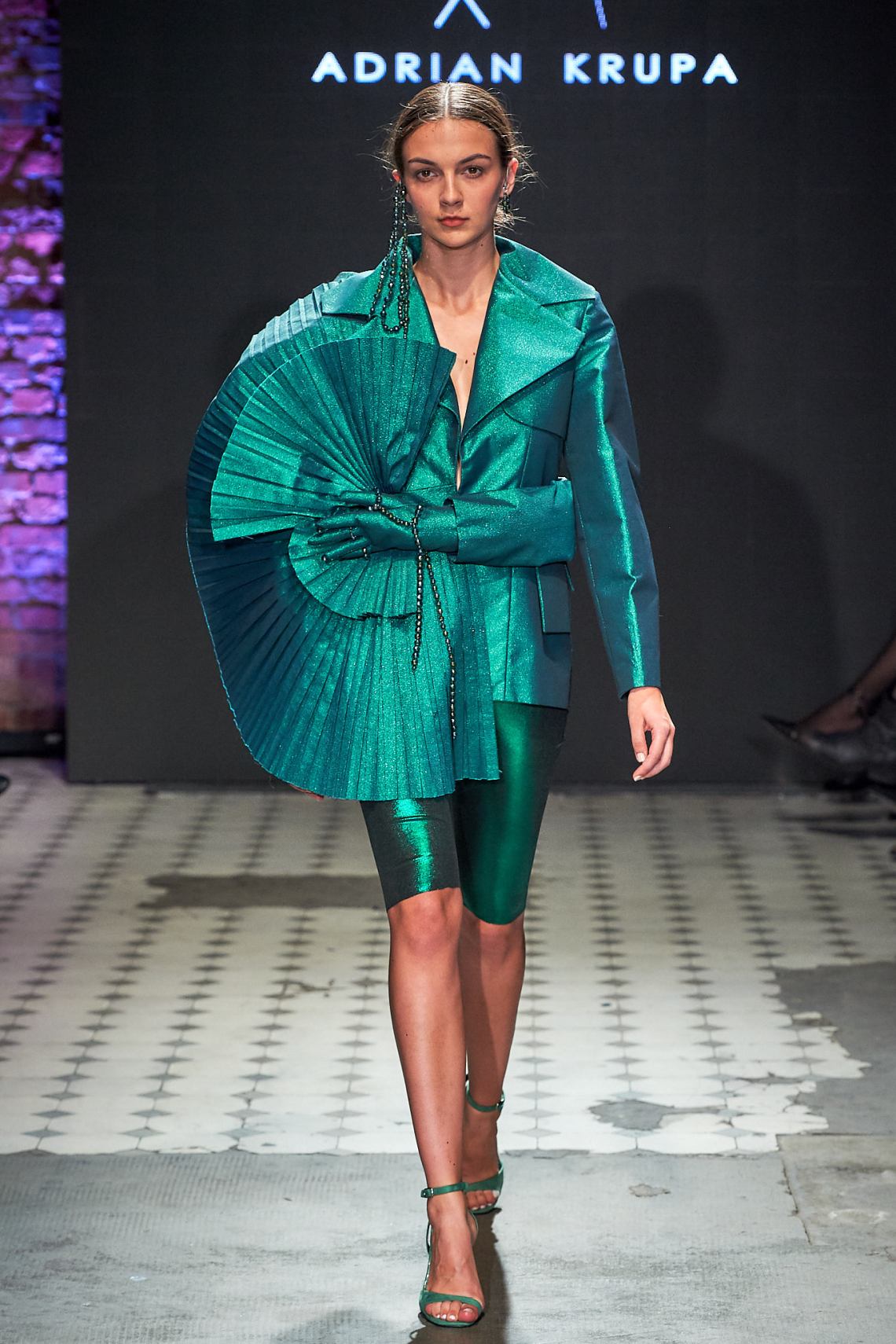 2_KTW_DAY1_111019_ADRIAN-KRUPA_lowres-fotFilipOkopny-FashionImages